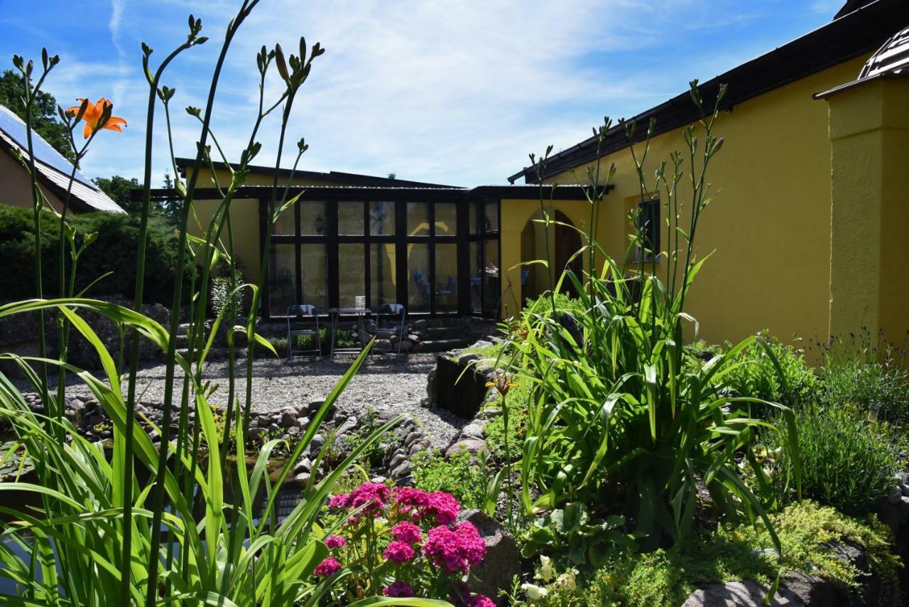 Ferienhaus "Am Gutspark" Alt Tucheband Экстерьер фото