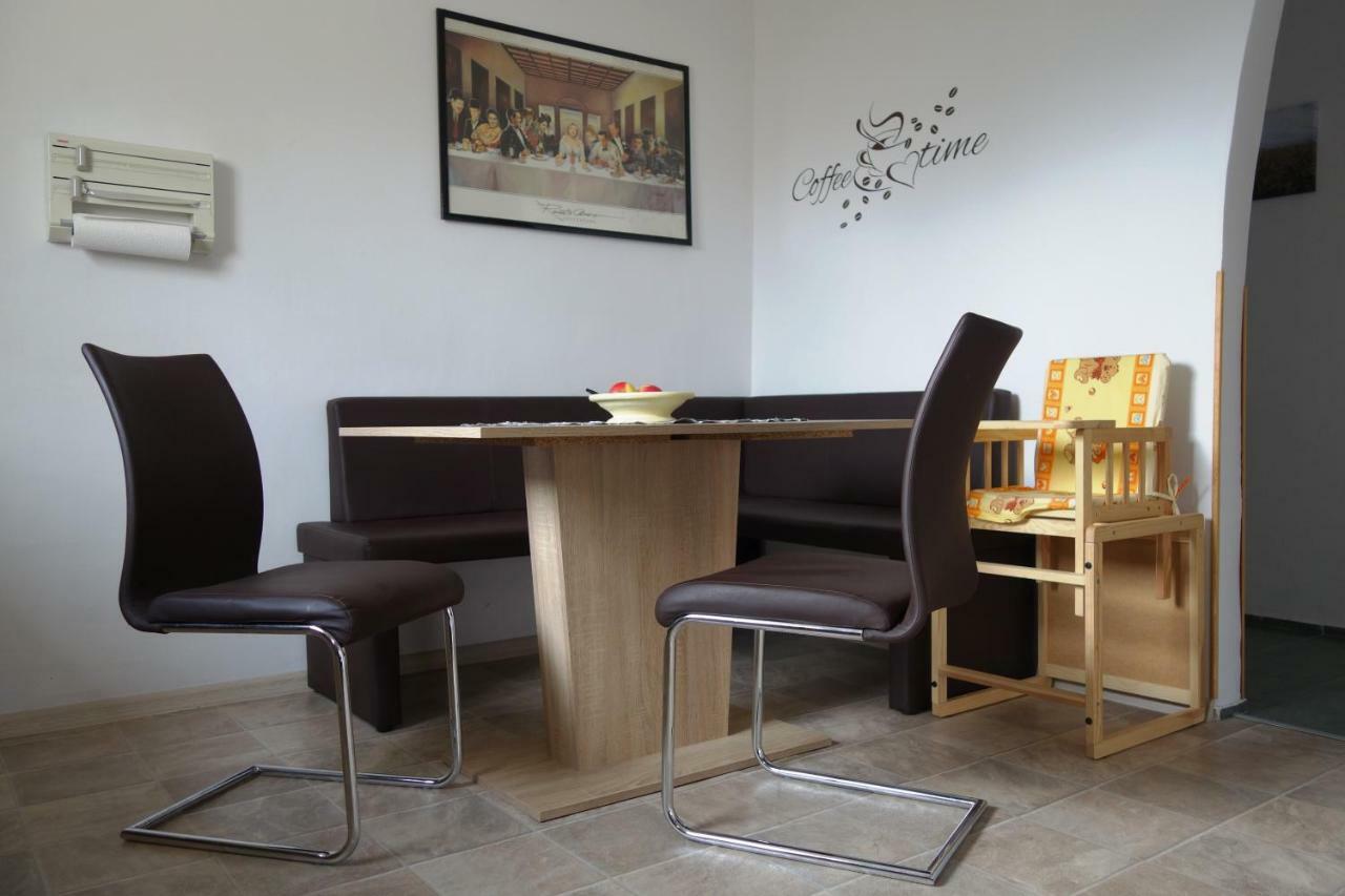 Ferienhaus "Am Gutspark" Alt Tucheband Экстерьер фото
