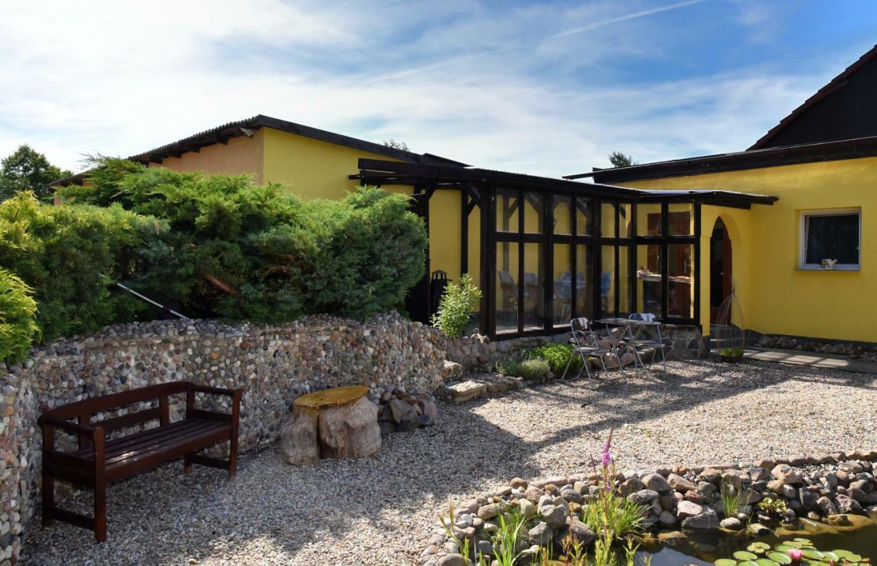 Ferienhaus "Am Gutspark" Alt Tucheband Экстерьер фото